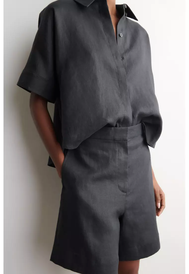 TAILORED ELASTICATED LINEN SHORTS