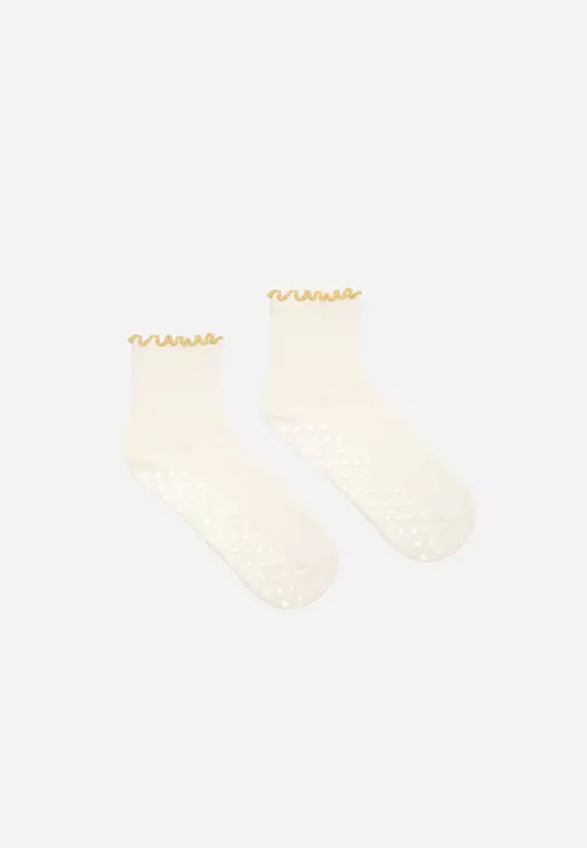 Non-Slip Grip Socks – Cream