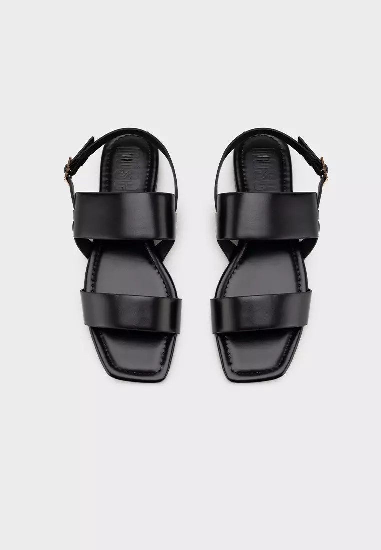 ANKLE STRAP FLAT SANDAL