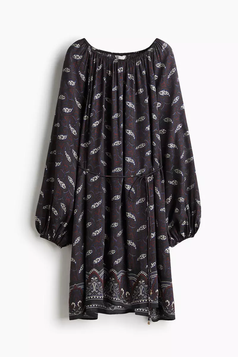 Oversized tie-belt dress