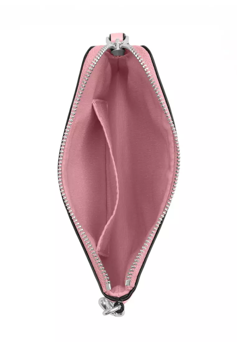 Corner Zip Wristlet In Signature Leather With Heart Charm - Pink