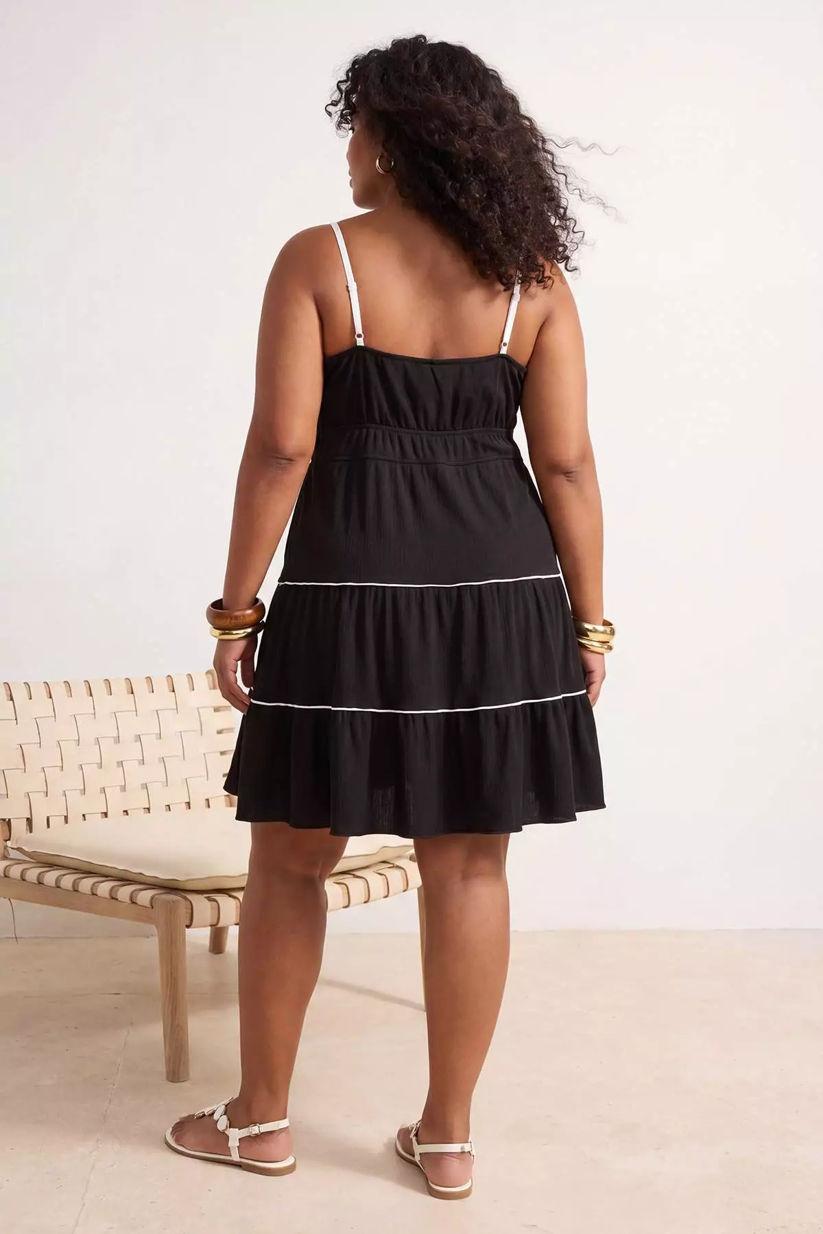 Black Lined Thin Strap Piping Detailed Knitted Plus Size Dress Tbbss26Ah00224