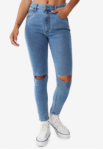 skinny jeans with holes in them