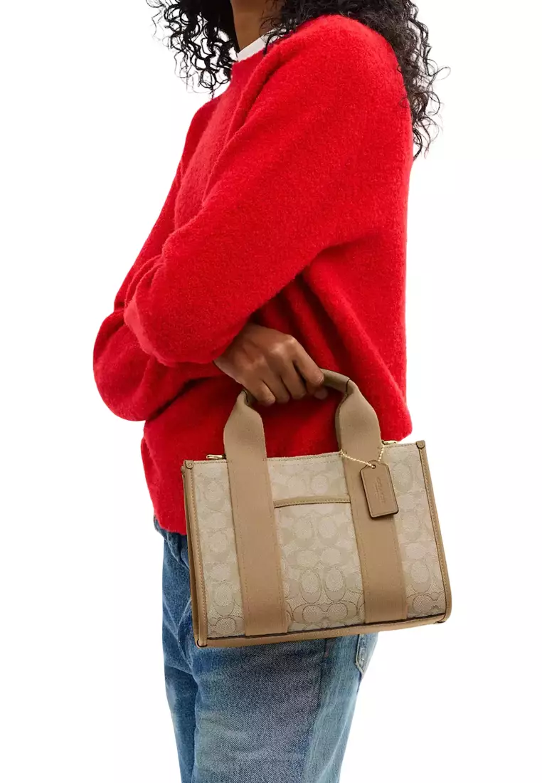 Smith Tote Bag 24 In Signature Jacquard - Light Khaki Multi CAR78