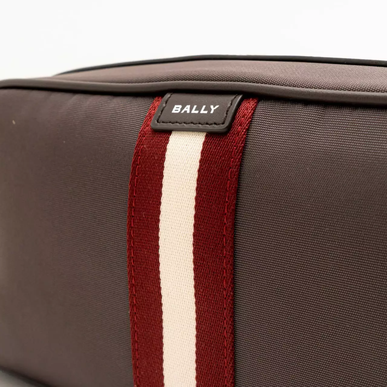 Code Nylon Wash Bag Mid Grey/Ebano