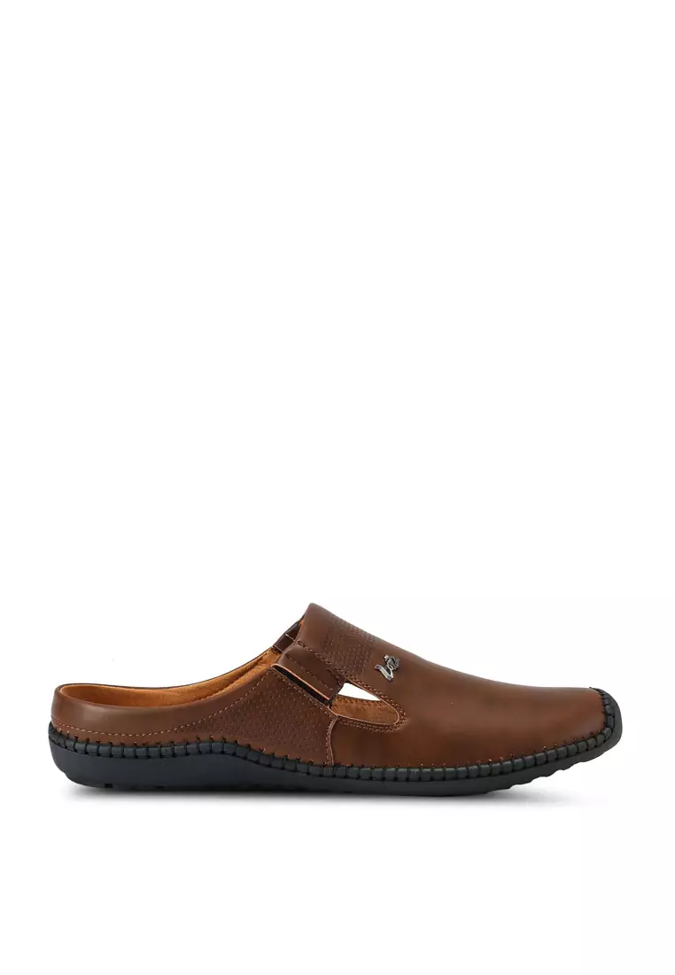 Discount on Louis Cuppers  shoes - SKU: Cutout Backless Loafers