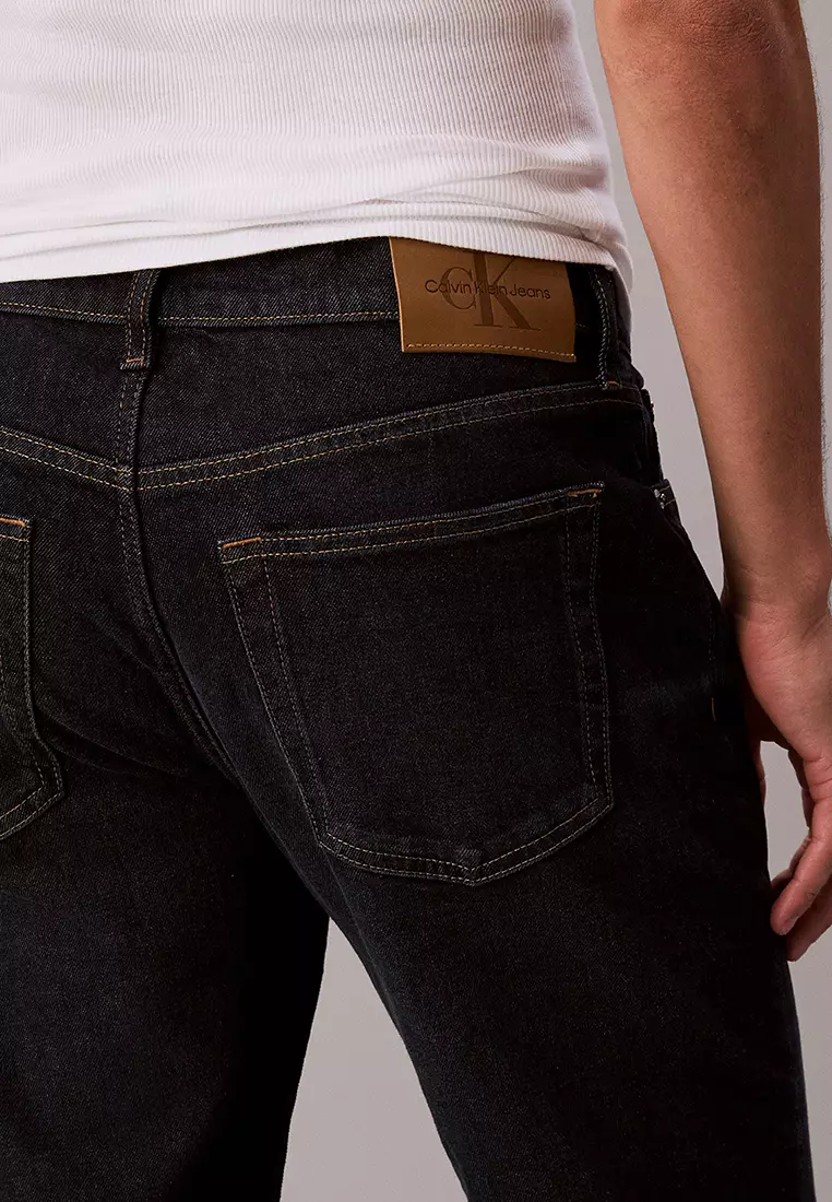 修身錐形牛仔褲 - Calvin Klein Jeans
