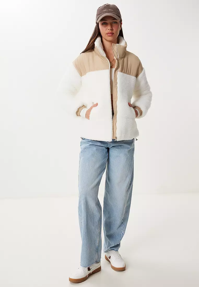 Women's Ecru Beige Contrast Color Plush Coat Dd01377