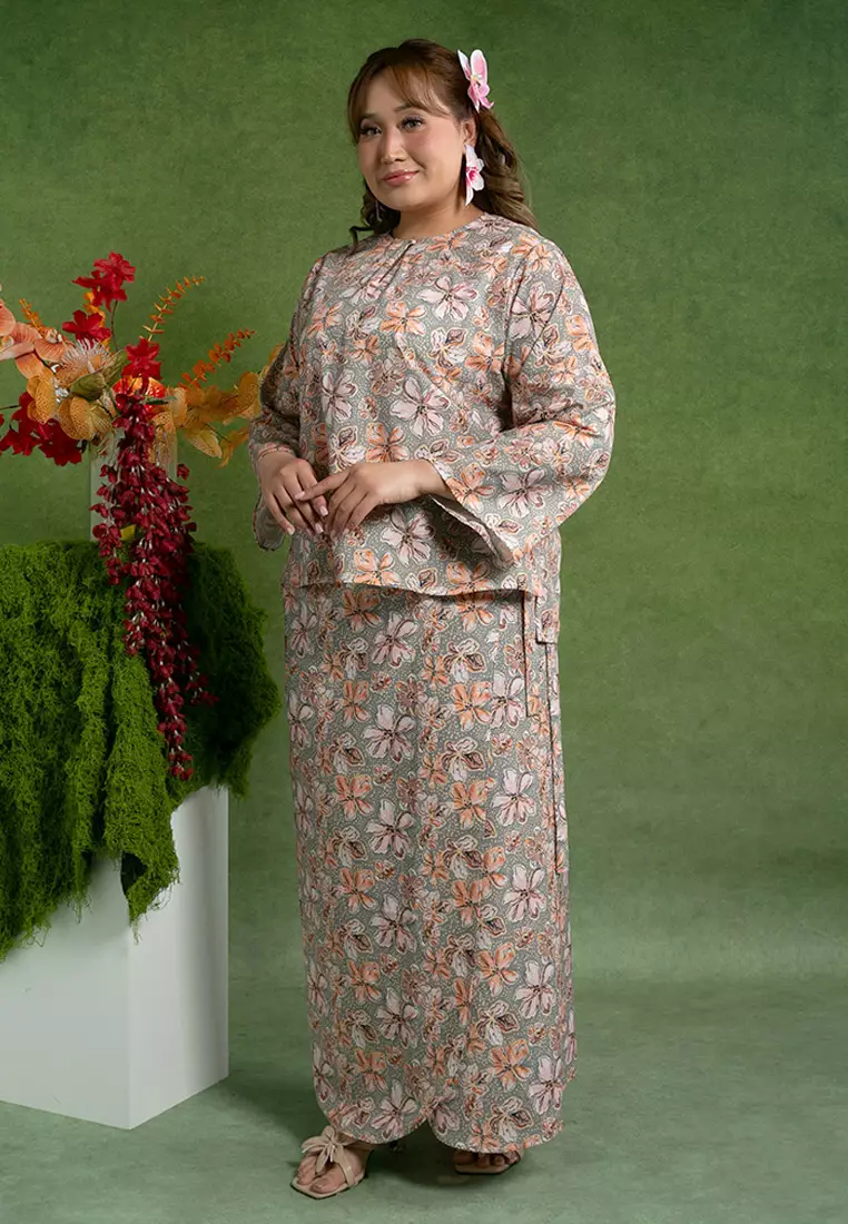 Miza Plus size Kurung Set