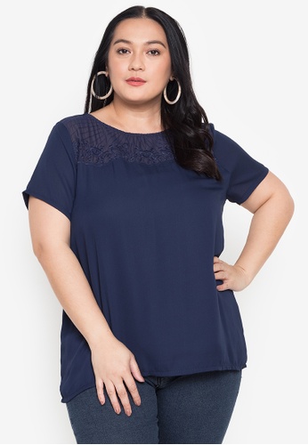 Shop Paperdolls Charleigh Lace Scalloped Neckline Top Online On