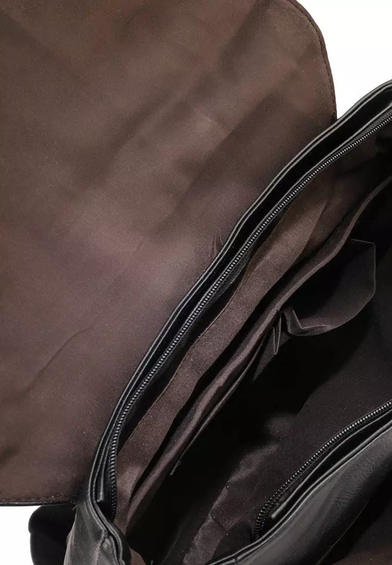 Distressed Leather EDC Medium Messenger Bag