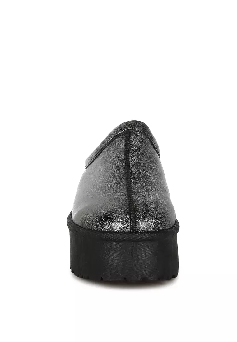 Sepatu Slip-On Klasik Platform Kulit Imitasi Warna Hitam