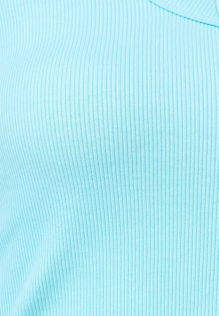 Goldie Rib V-Neck Short Sleeves Top