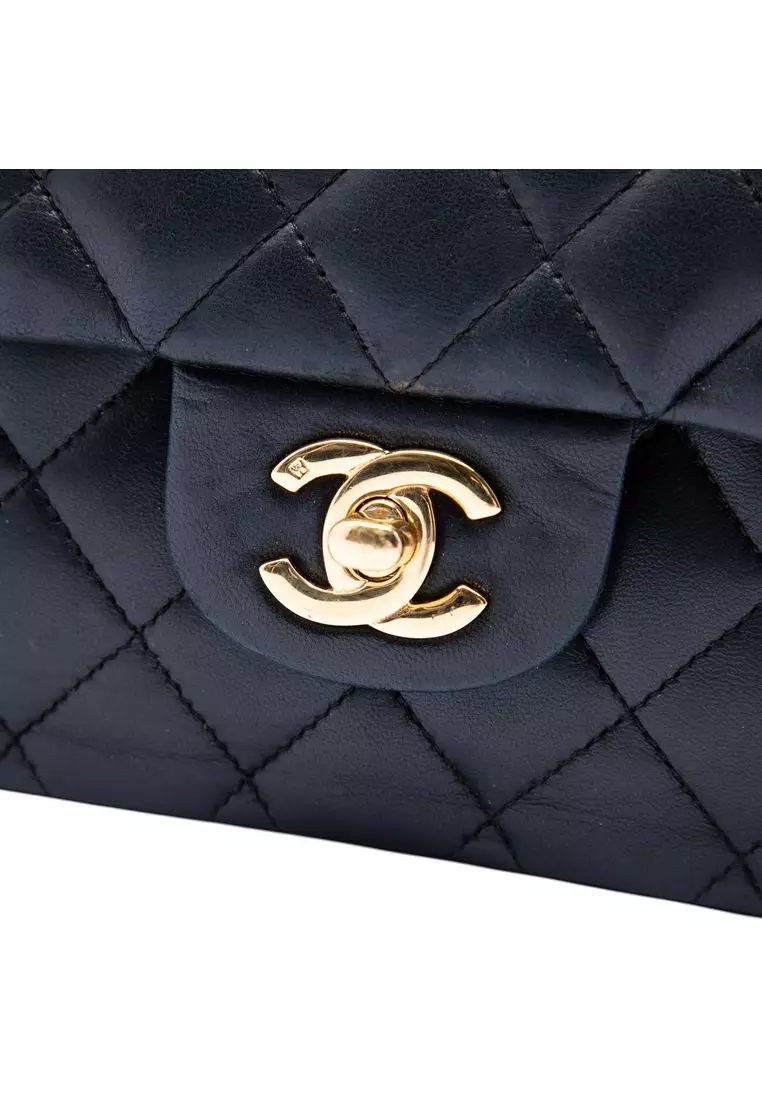 Pre-Loved Chanel Medium Classic Lambskin Double Flap