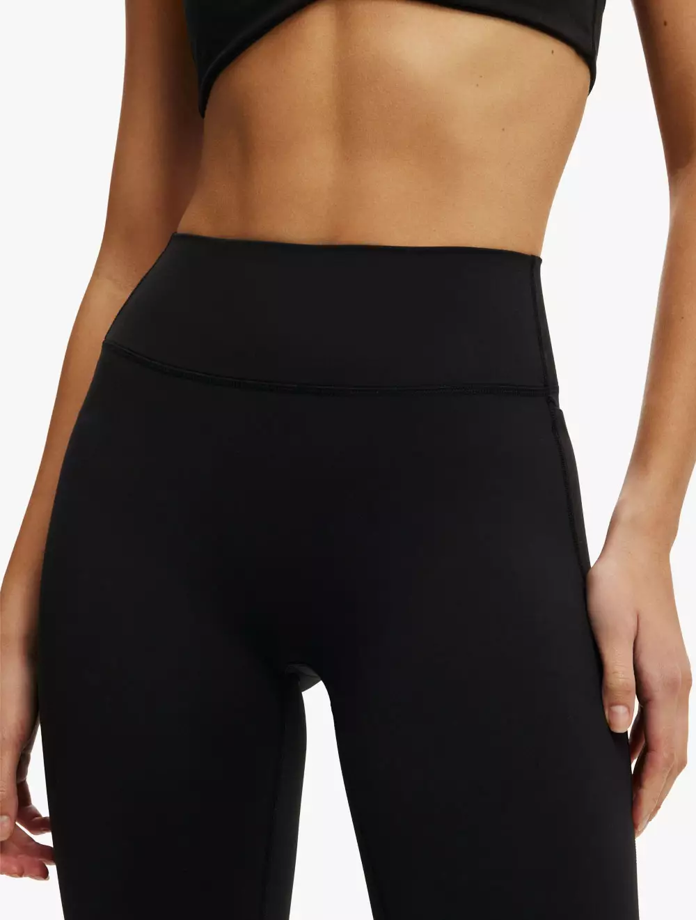 COTTON ON BODY - BAWAHAN - ULTRA LUXE INVISBLE SCRUNCH FLARE