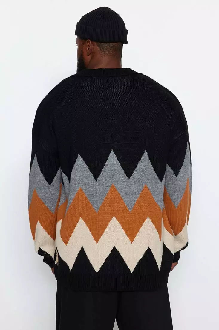 Plus Size Oversized Diamond Pattern Cardigan