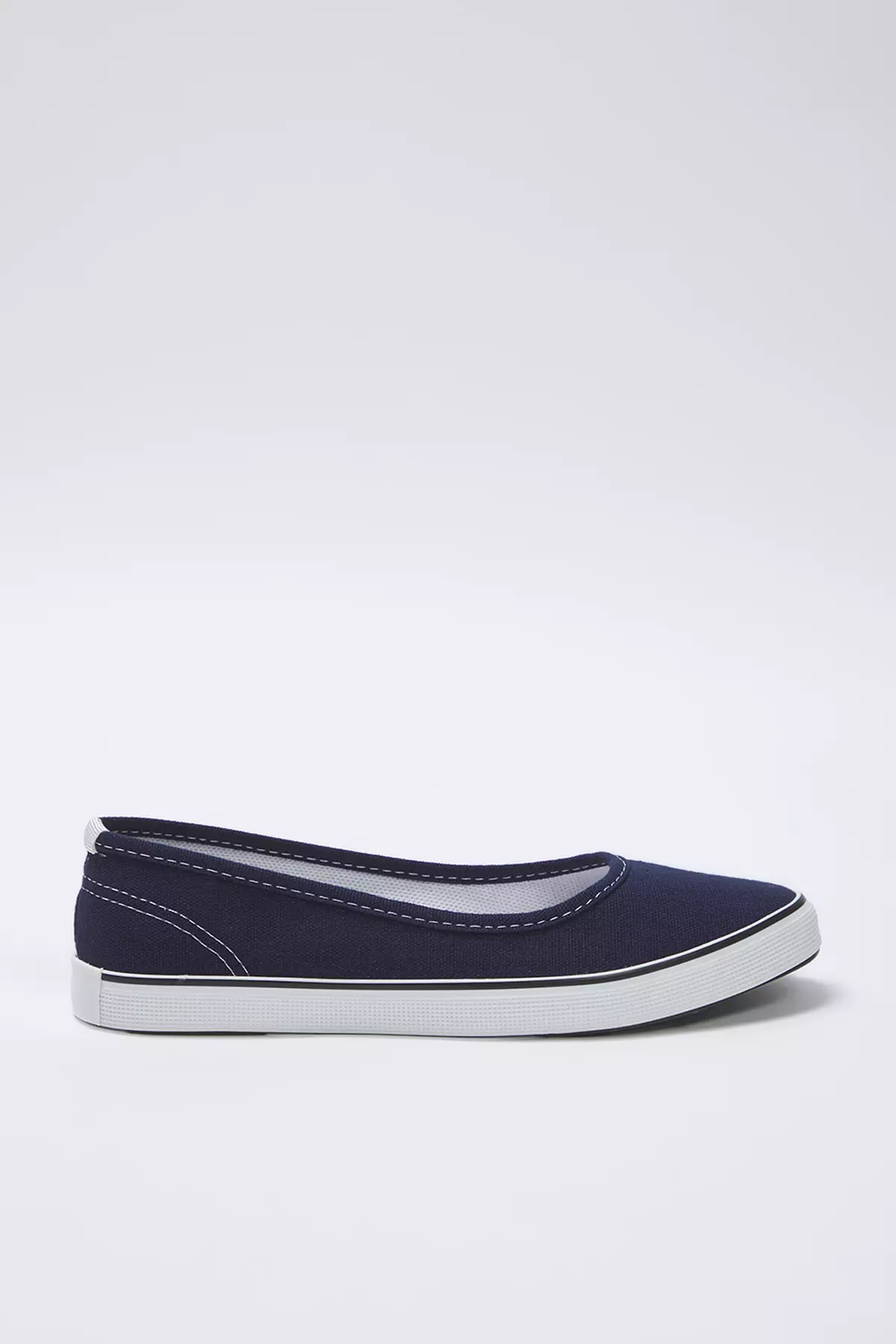 Women's Sports Babet With Contrast Stitching Detail In Navy Blue Takss25Be00049