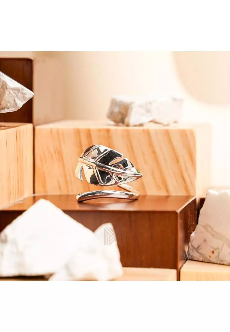 Millennia 2000 Mockup Leaf Curly Silver Adjustable Ring with 925 Sterling Silver