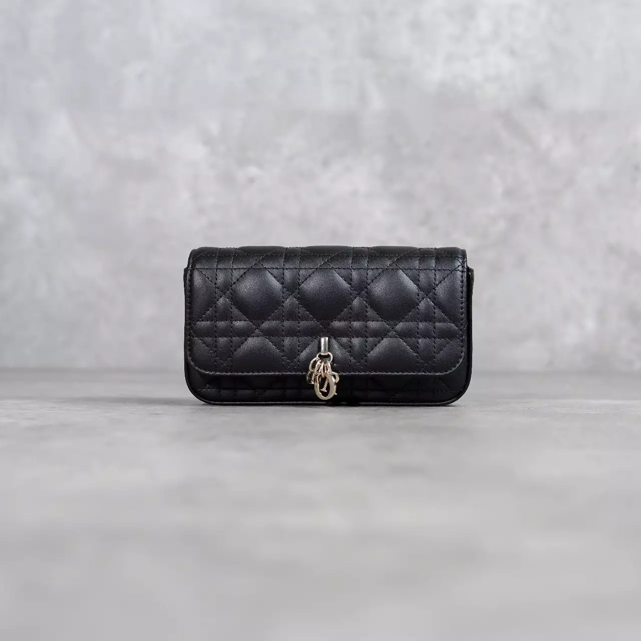 Tas CHRISTIAN DIOR TALK FLAP BLACK LEATHER LAMBSKIN CHAIN SLING BAG 100% ORIGINAL