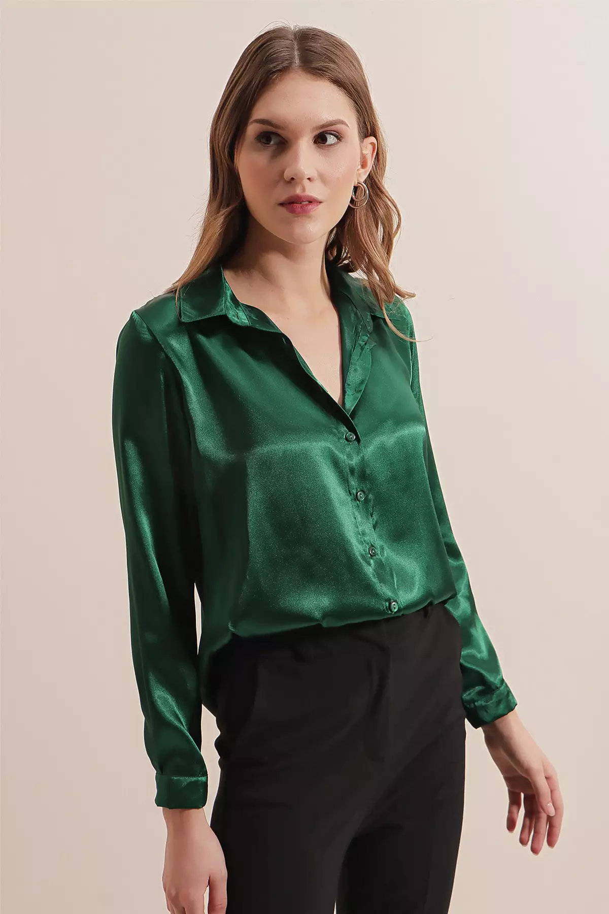 Long Sleeves Collared Shirt