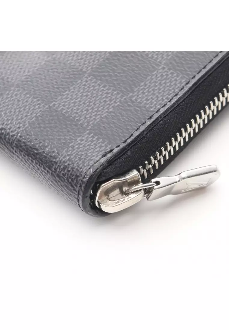 Pre-Loved Louis Vuitton ZIPPY ORGANISER NM Damier Graphite round zipper long wallet PVC black