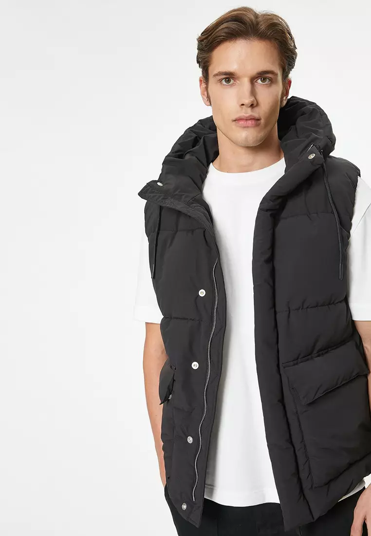 Puffer Vest with Hood and Pocket and Zipper Closure