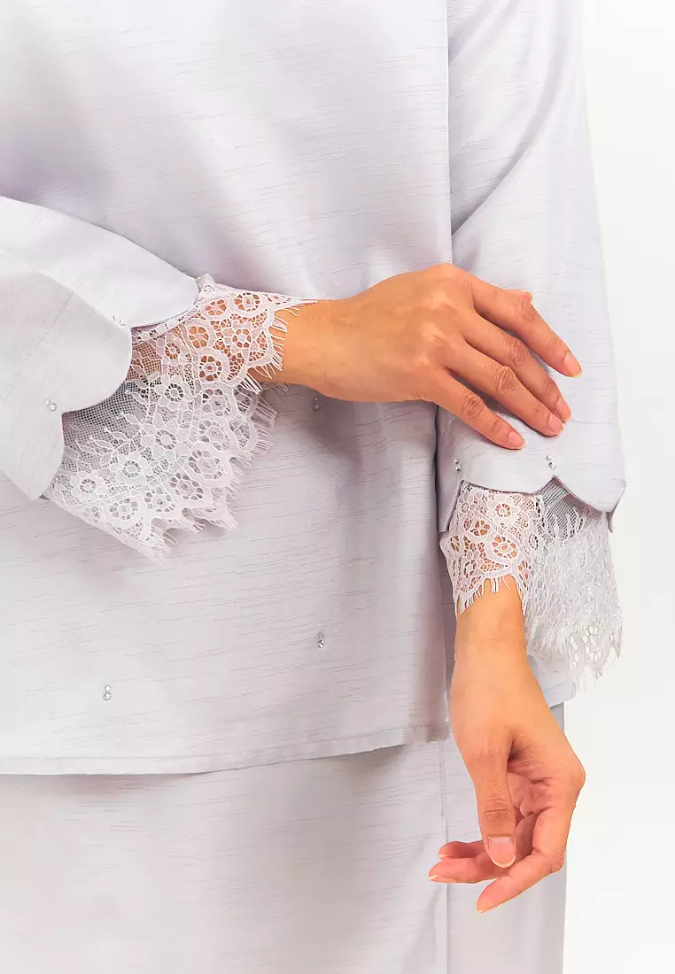 Indah Seri Kurung Modern