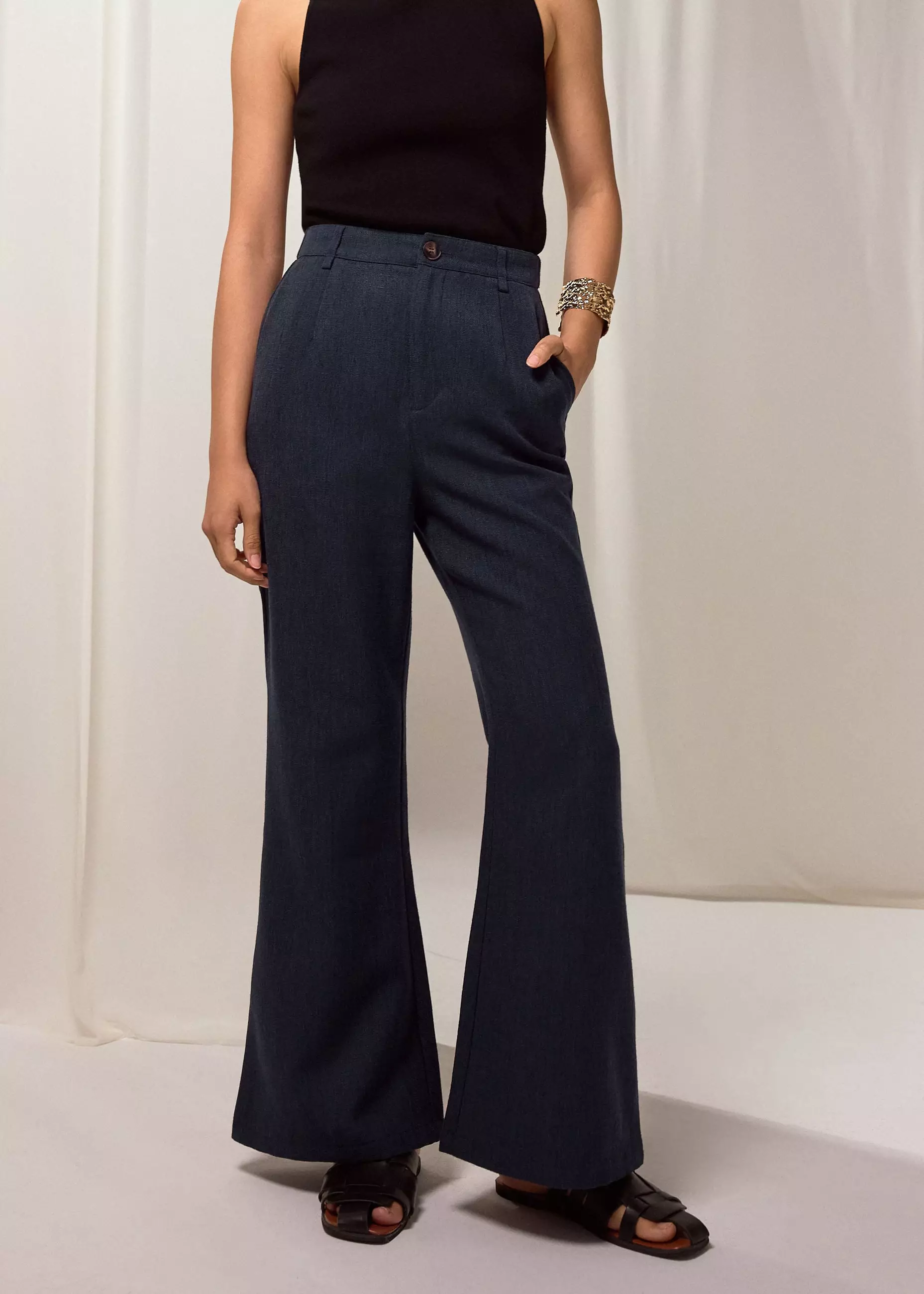 Celana Panjang Wanita - PETITE Leggy™ Pvara Textured Flare Pants