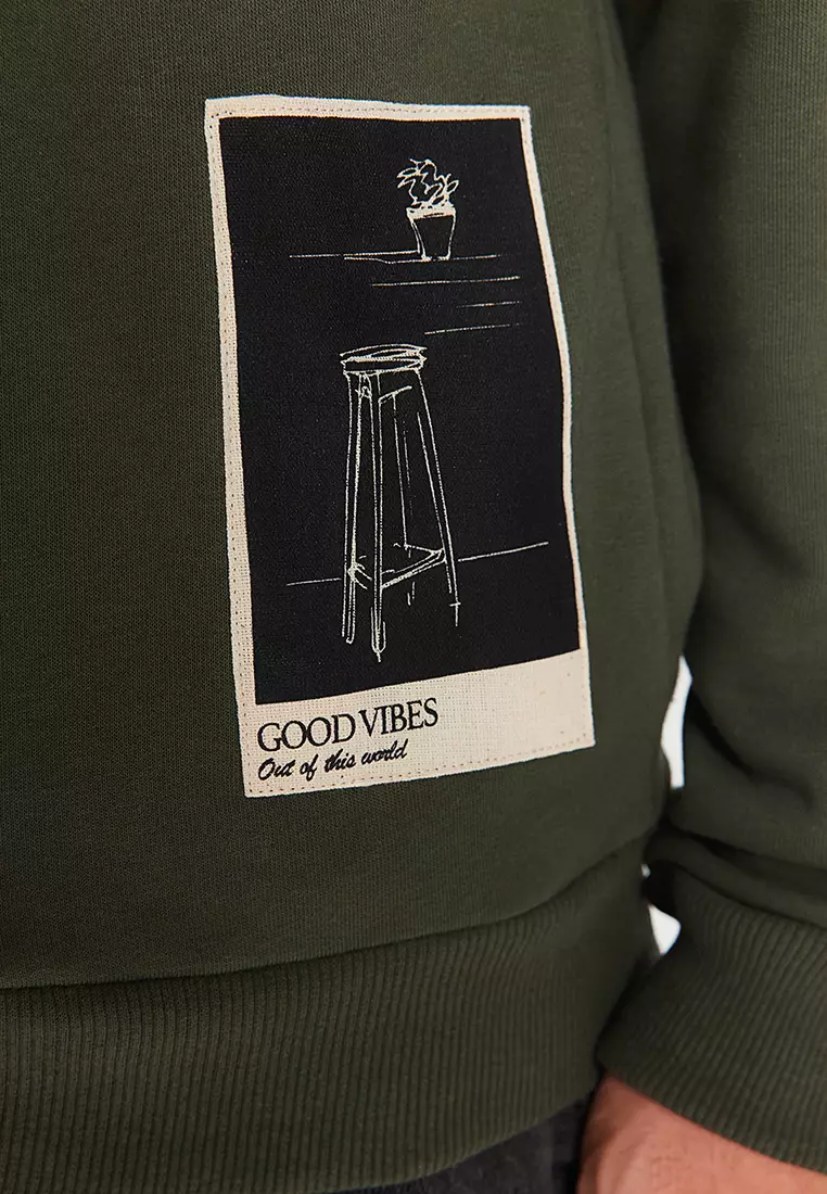 Art Theme Applique Sweatshirt