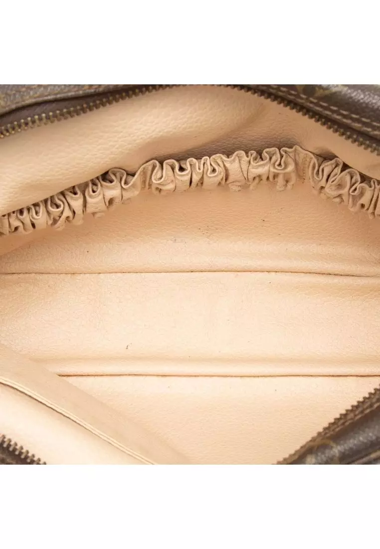 Pre-Loved Louis Vuitton Monogram Trousse Toilette 23