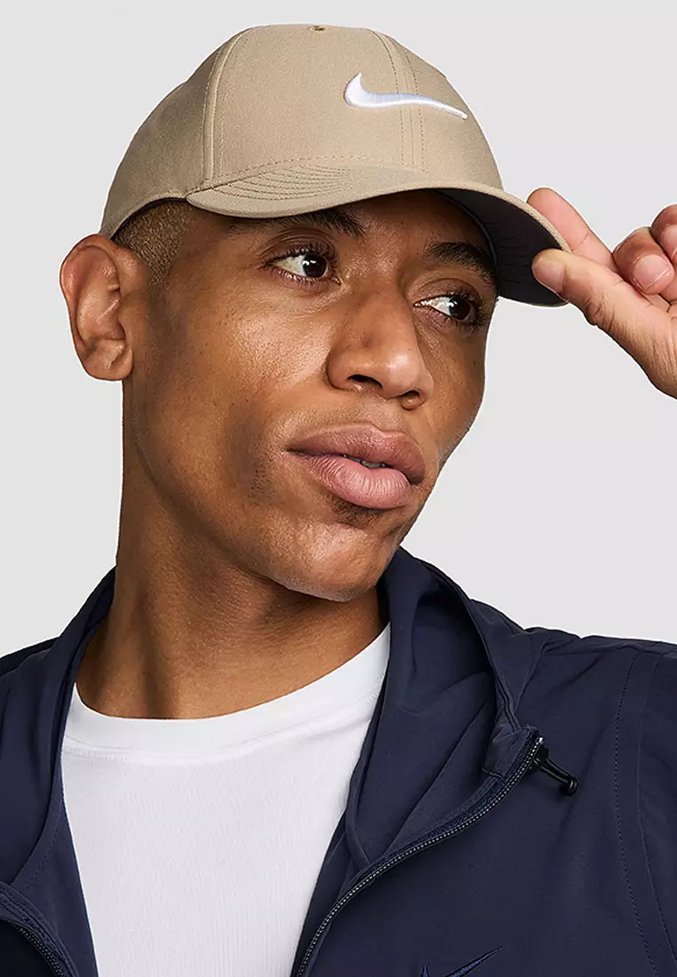 Dri-FIT Club Structured Swoosh Cap