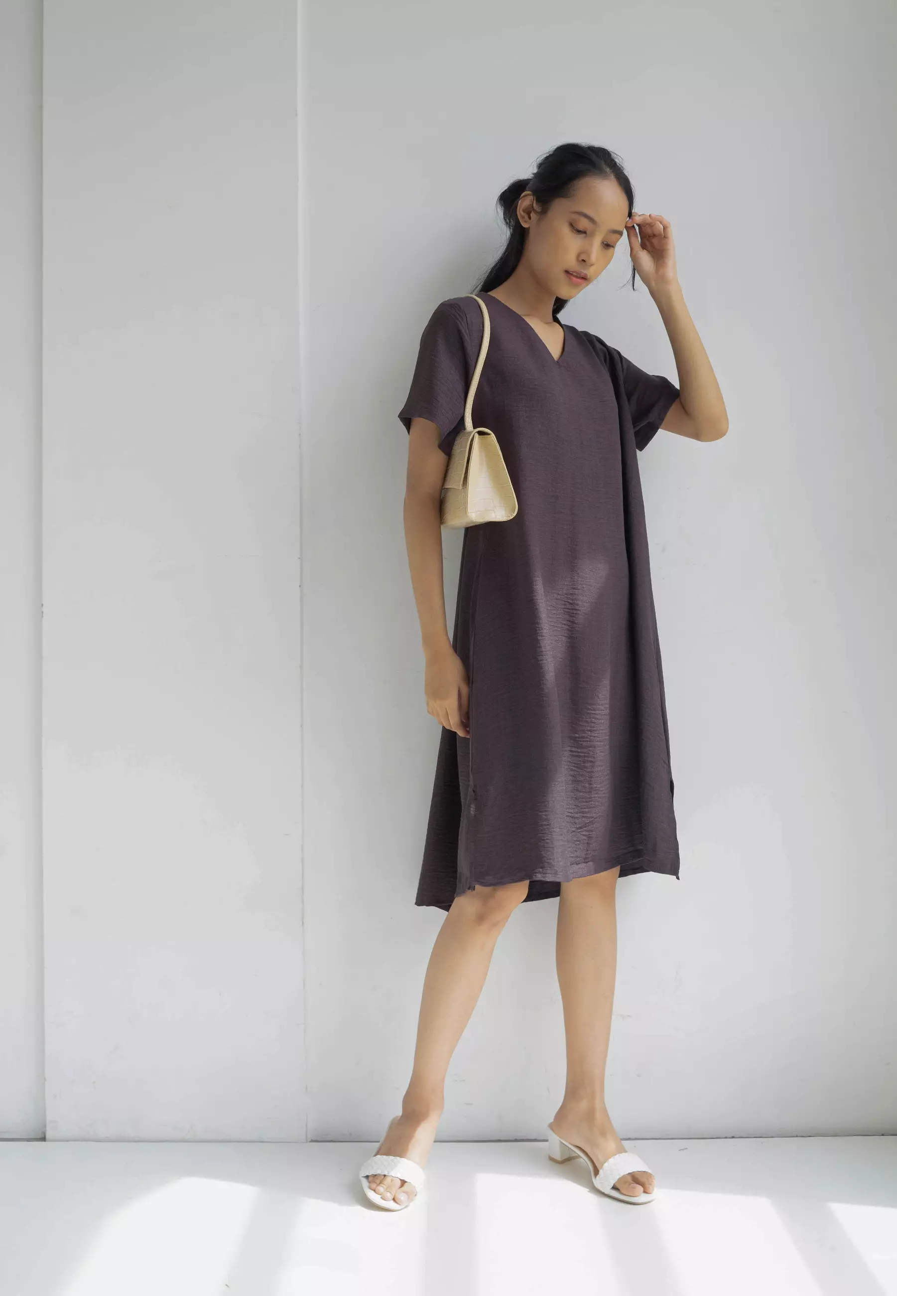 Houseofcuff Magnolia Dress in Dark Grey Dress Oversized Bahan Crinkle