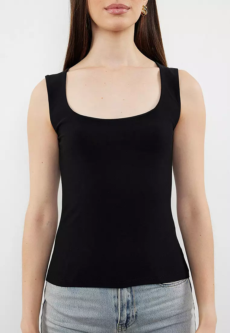 Sleeveless Top