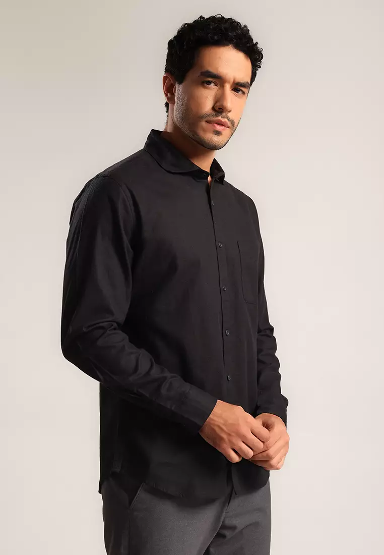 MOC - Kemeja Polos Pria Lengan Panjang Renton - Black Warna Black