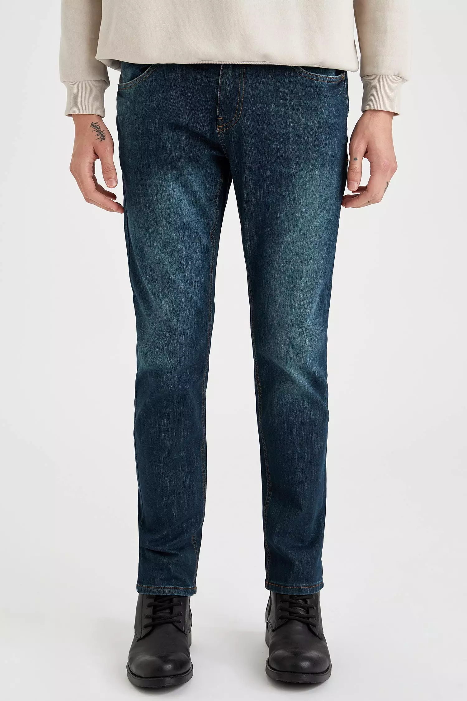 Buy DeFacto Sergio Regular Fit Jeans 2024 Online ZALORA Singapore