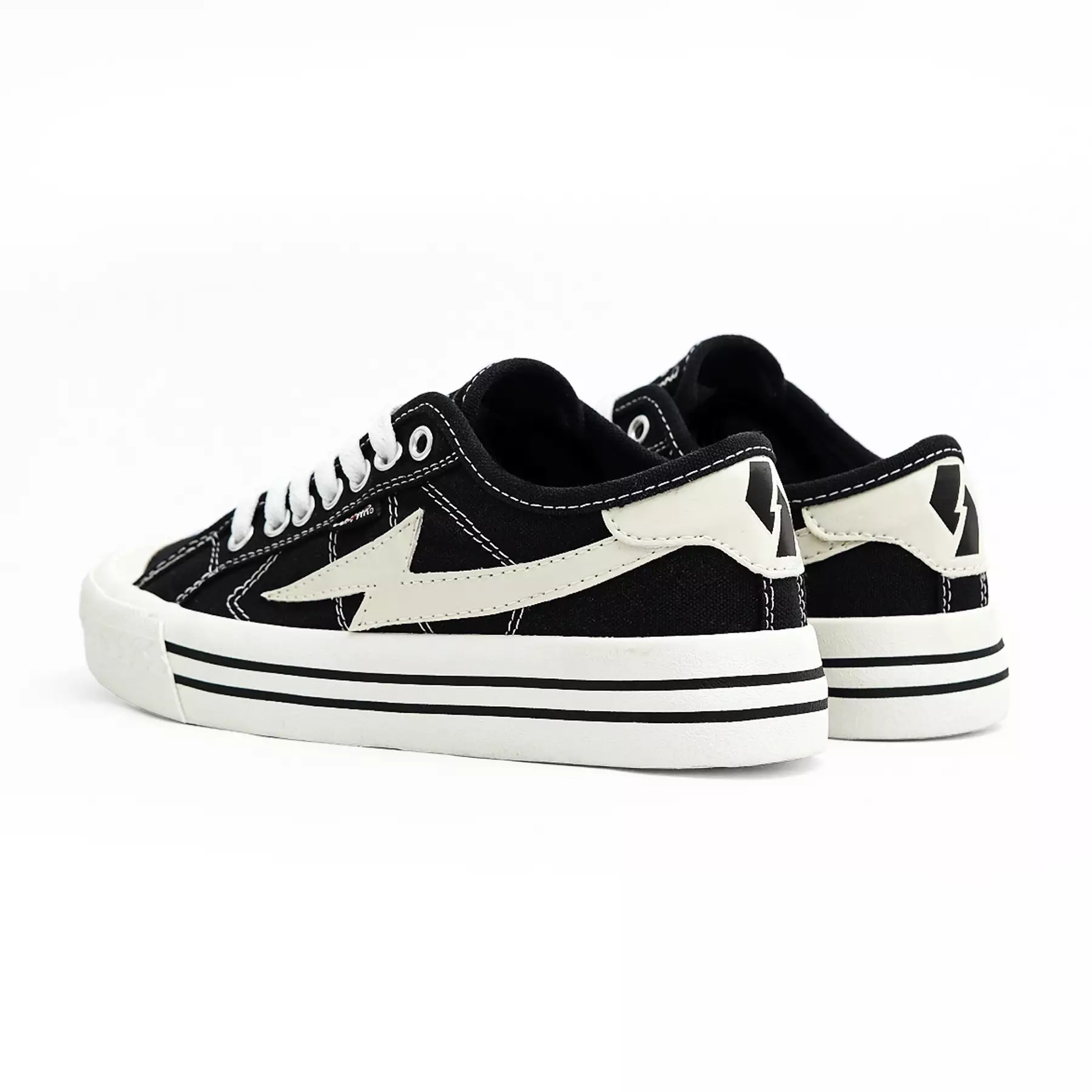 SABA Titan Low Black White