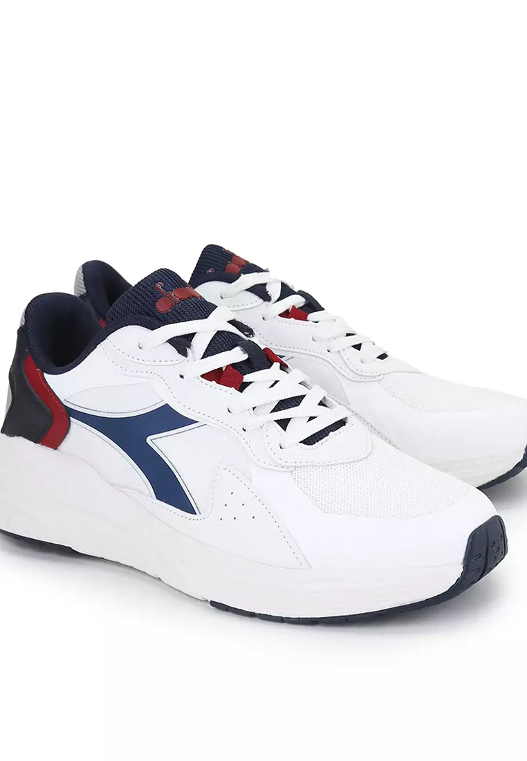 Diadora zalora hotsell