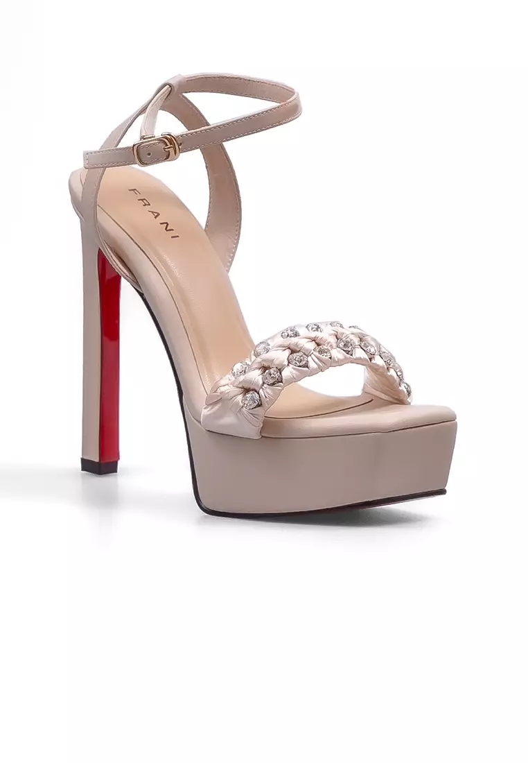 Sepatu high heels terbaru on sale