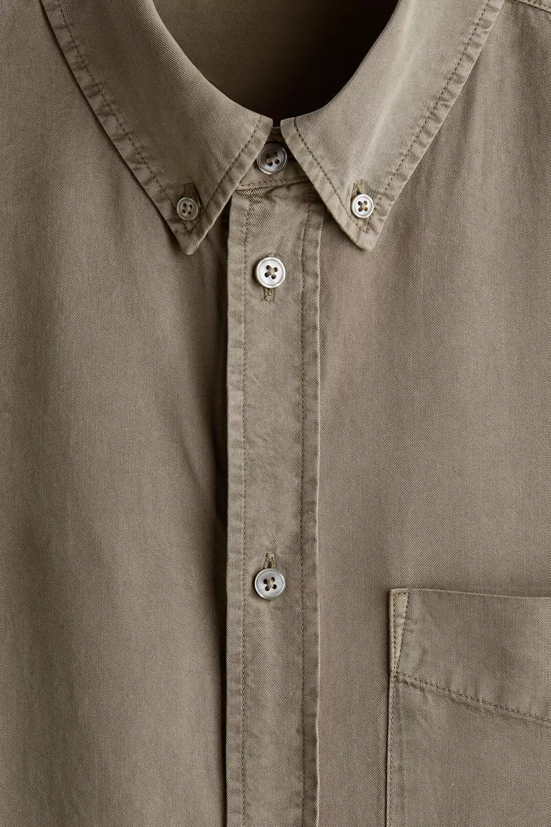 Loose Fit Button-down shirt