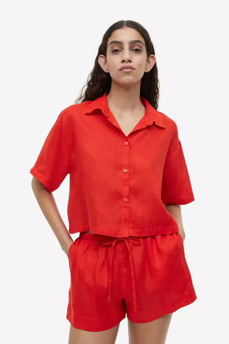 Red shorts store h&m
