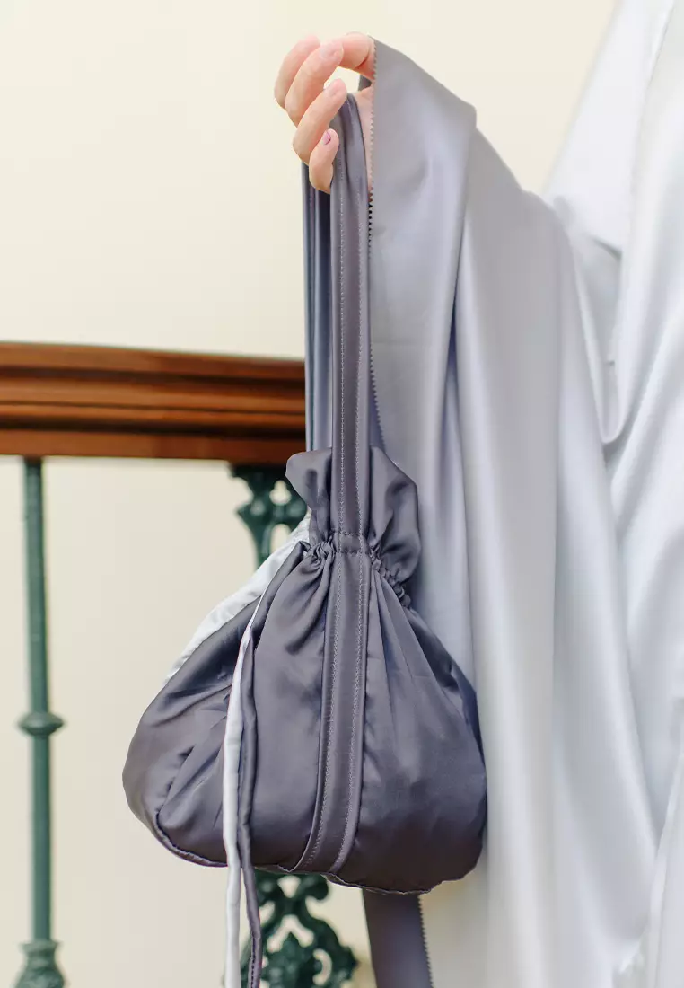 Shanum Prayer Set Grey Pewter