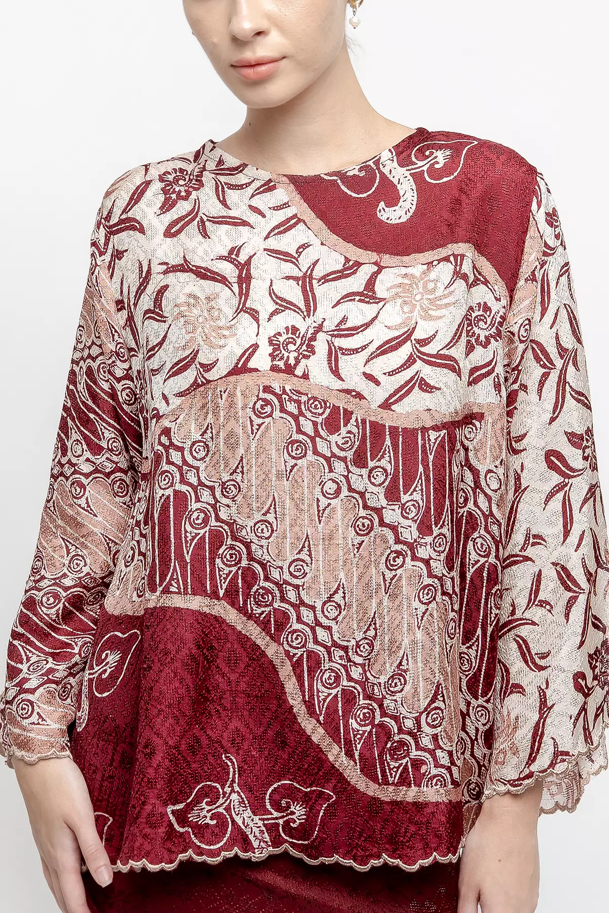 Senjana Set In Maroon