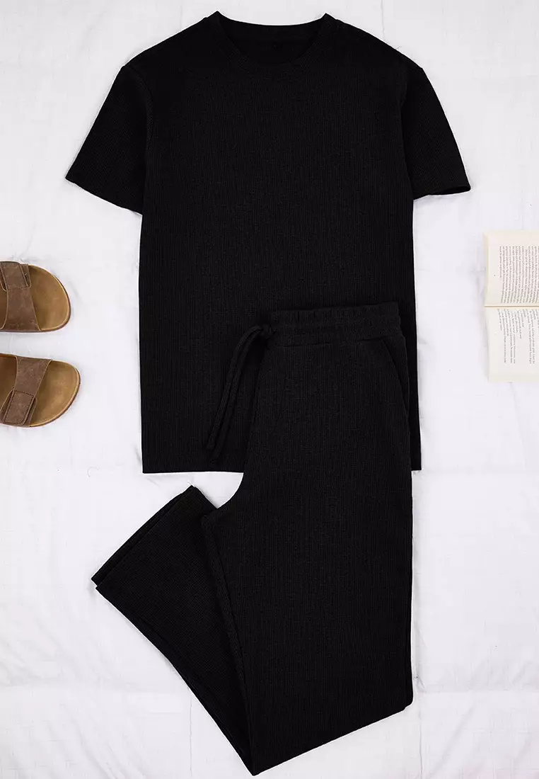 Black Regular Cut 3-Pack Textured Tracksuit Set Tmnss26Em00002