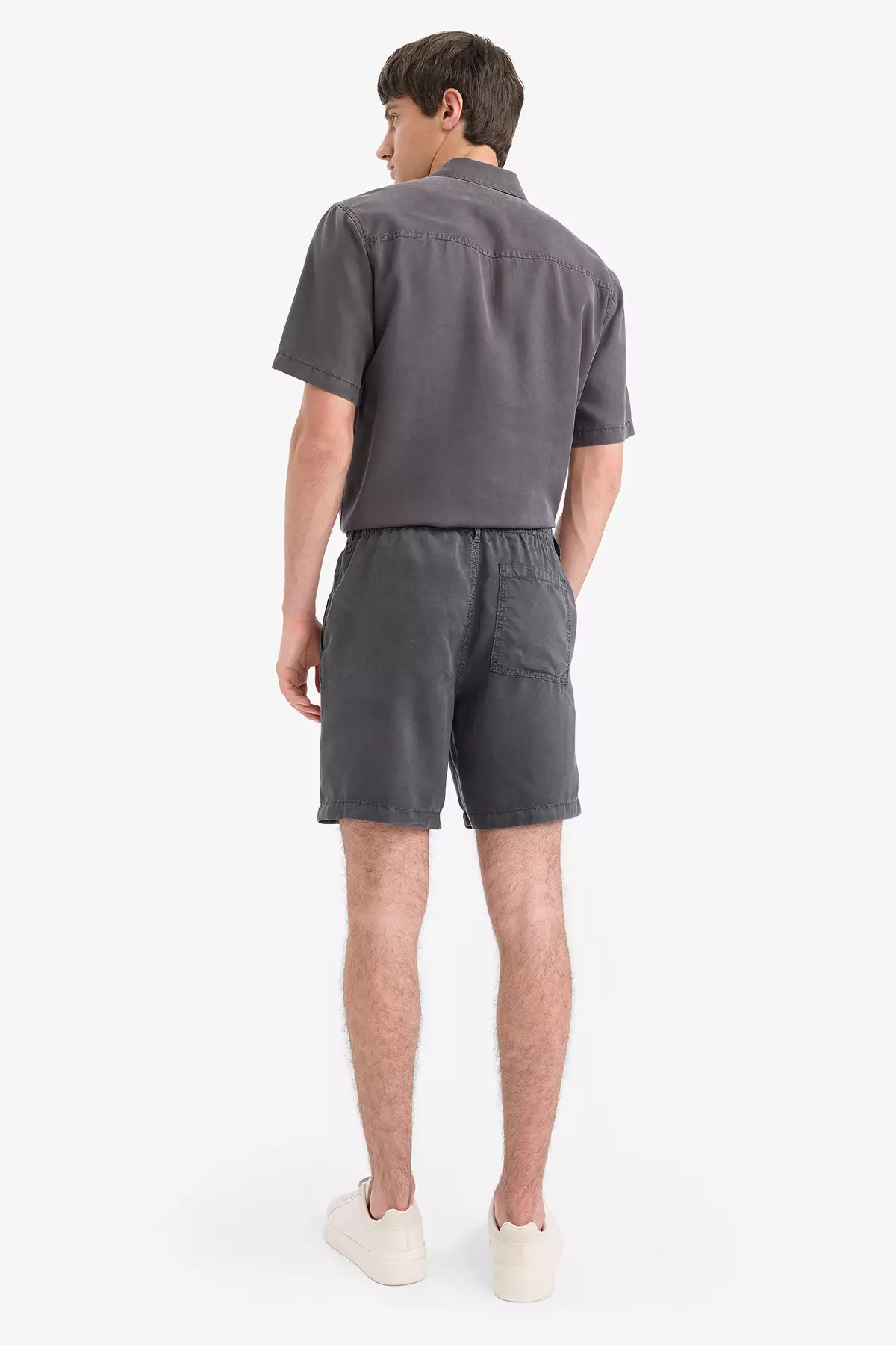 Relax Fit Bermuda Shorts E0804Ax25Sm