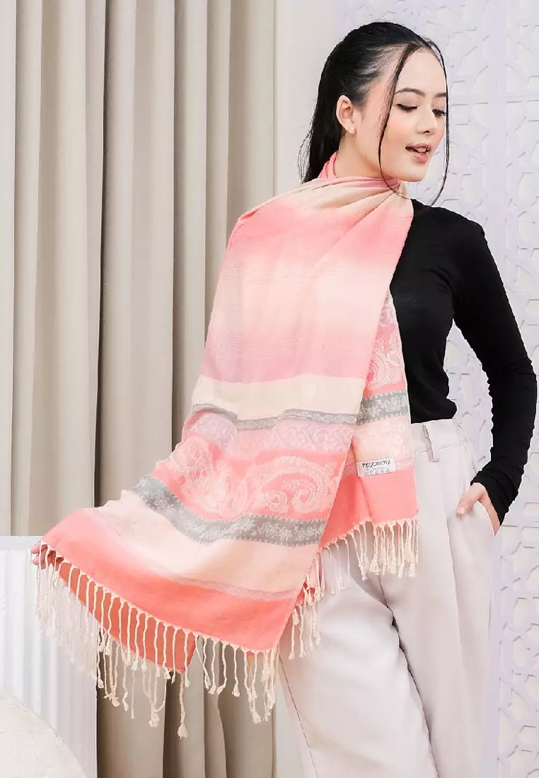 Aksesoris Wanita Reversible Viscose Multicolour Vintage Pattern Pashmina Shawl Syal Wanita Coral blush
