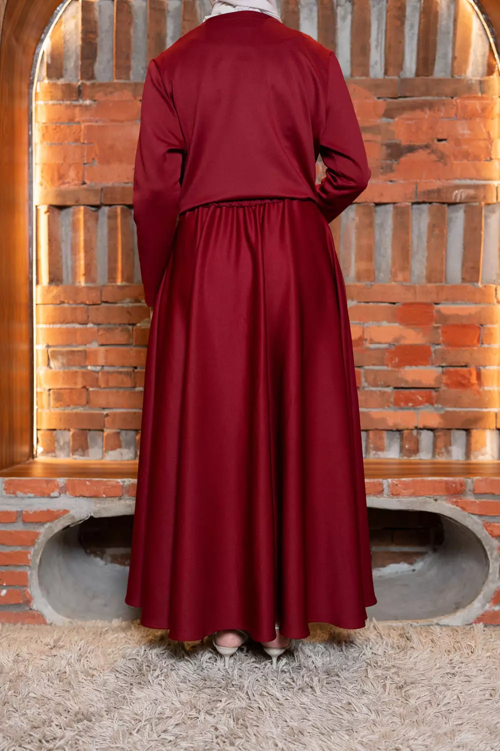 Klamby - Villona Skirt Red Chrysanthemum