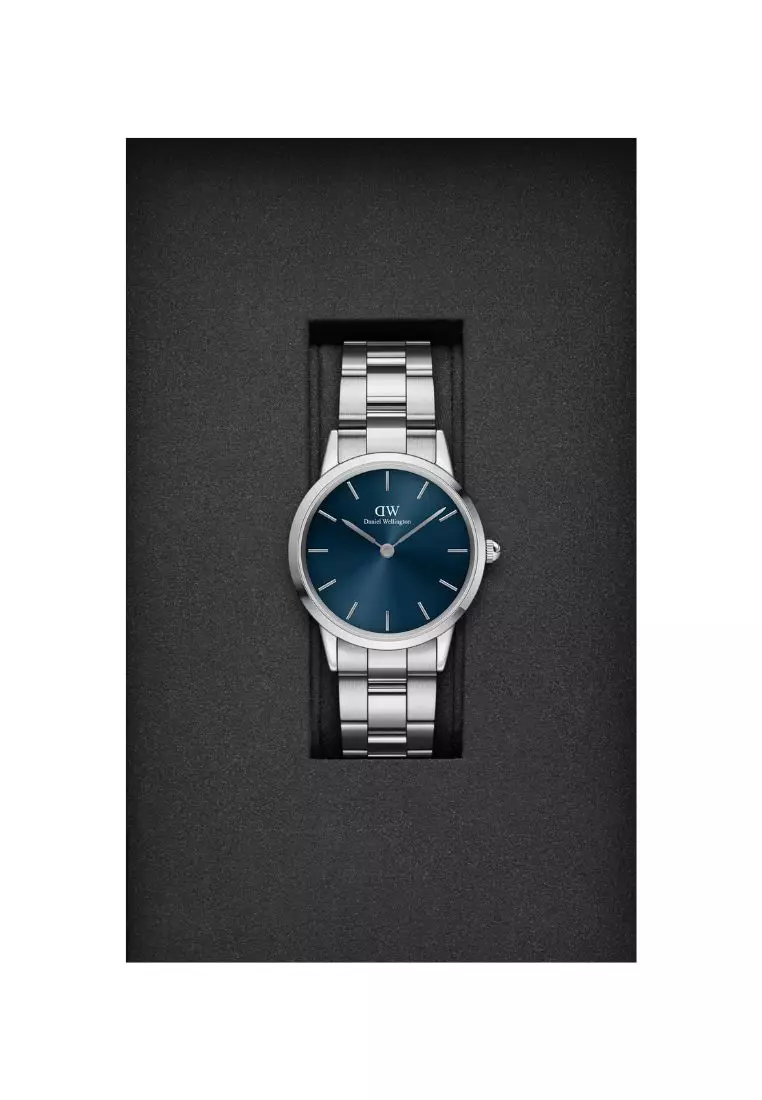 Buy Daniel Wellington Iconic Link Arctic 32mm Watch Blue dial Link