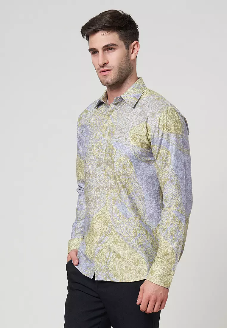 Slimfit Ardiya Kemeja Batik Pria Lengan Panjang