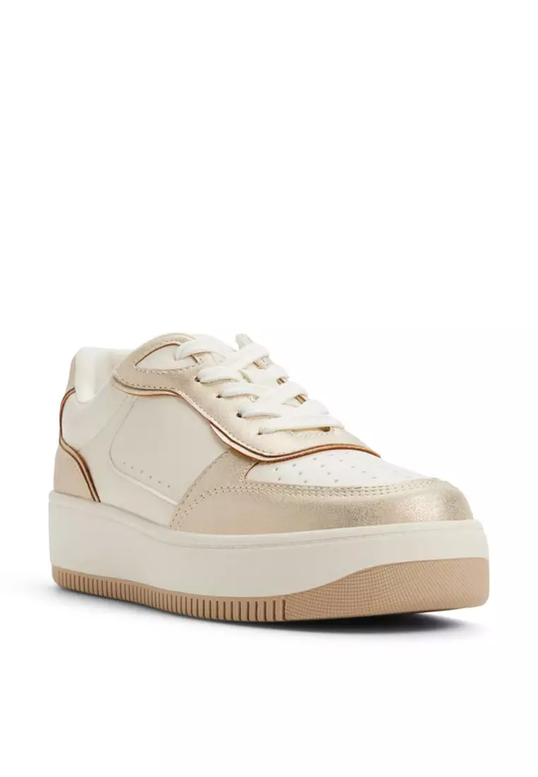 Freshy Sneakers