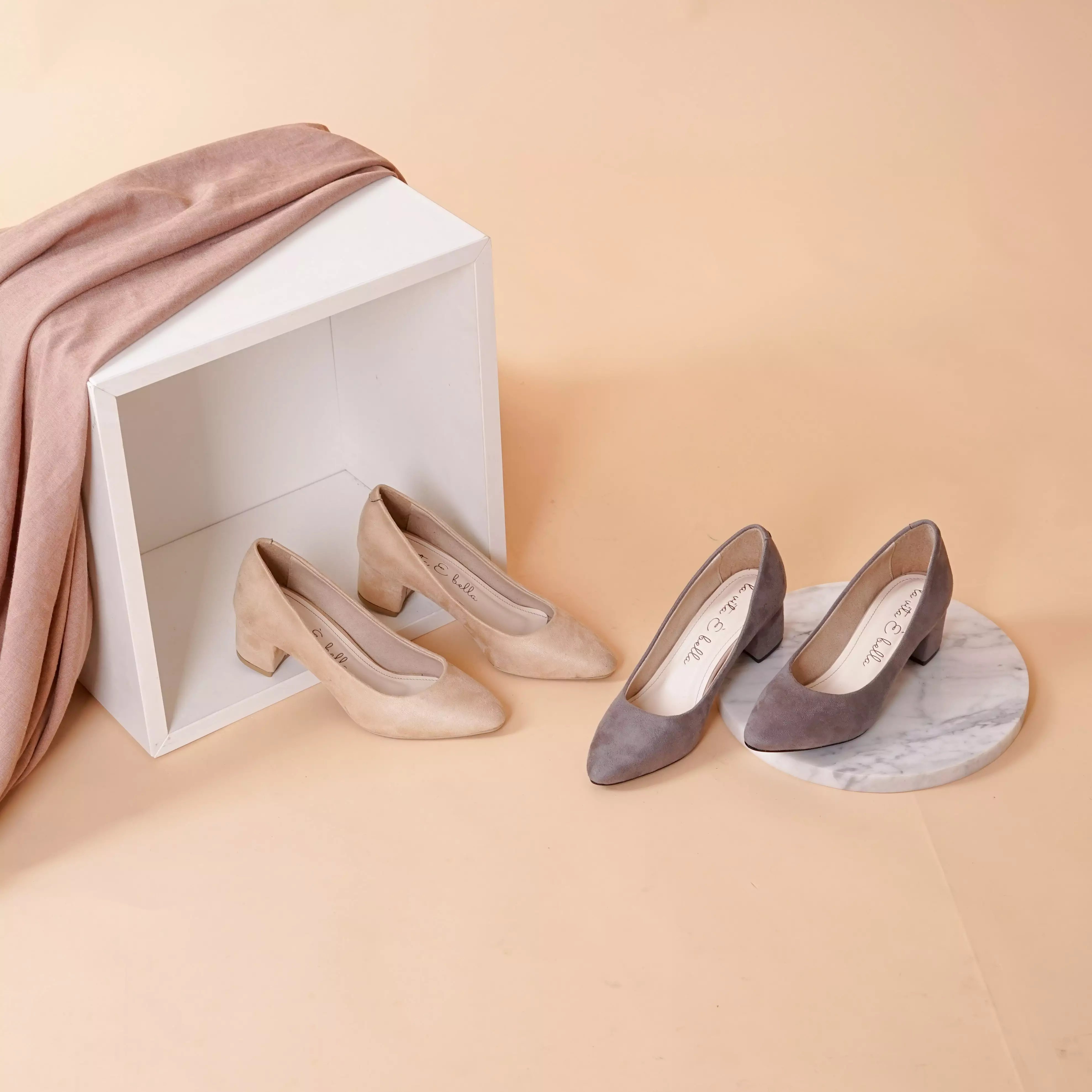 Blanche Pointed Toe Pumps Sepatu Block Heels Wanita